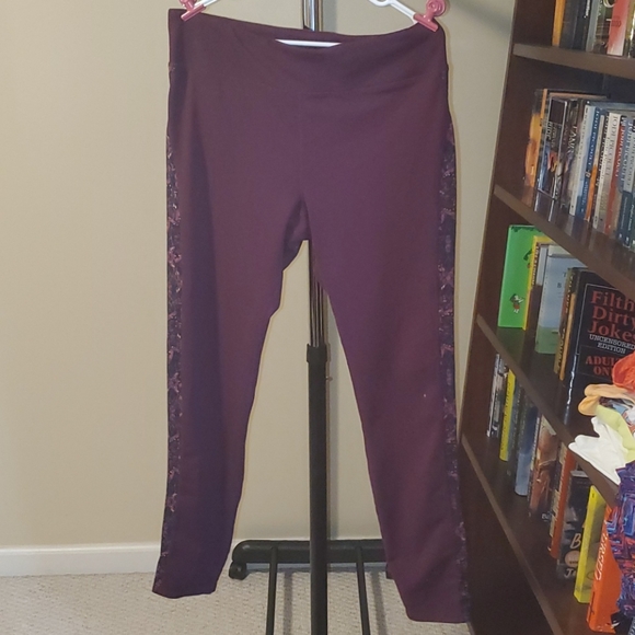 Gaiam yoga pants - Picture 1 of 3